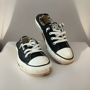 Converse Chuck Taylor Sneaker Women's Size 8 Black & White lace up skate shoes